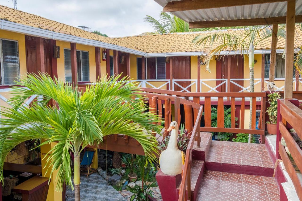 Hotel Bahia Tela Eksteriør billede